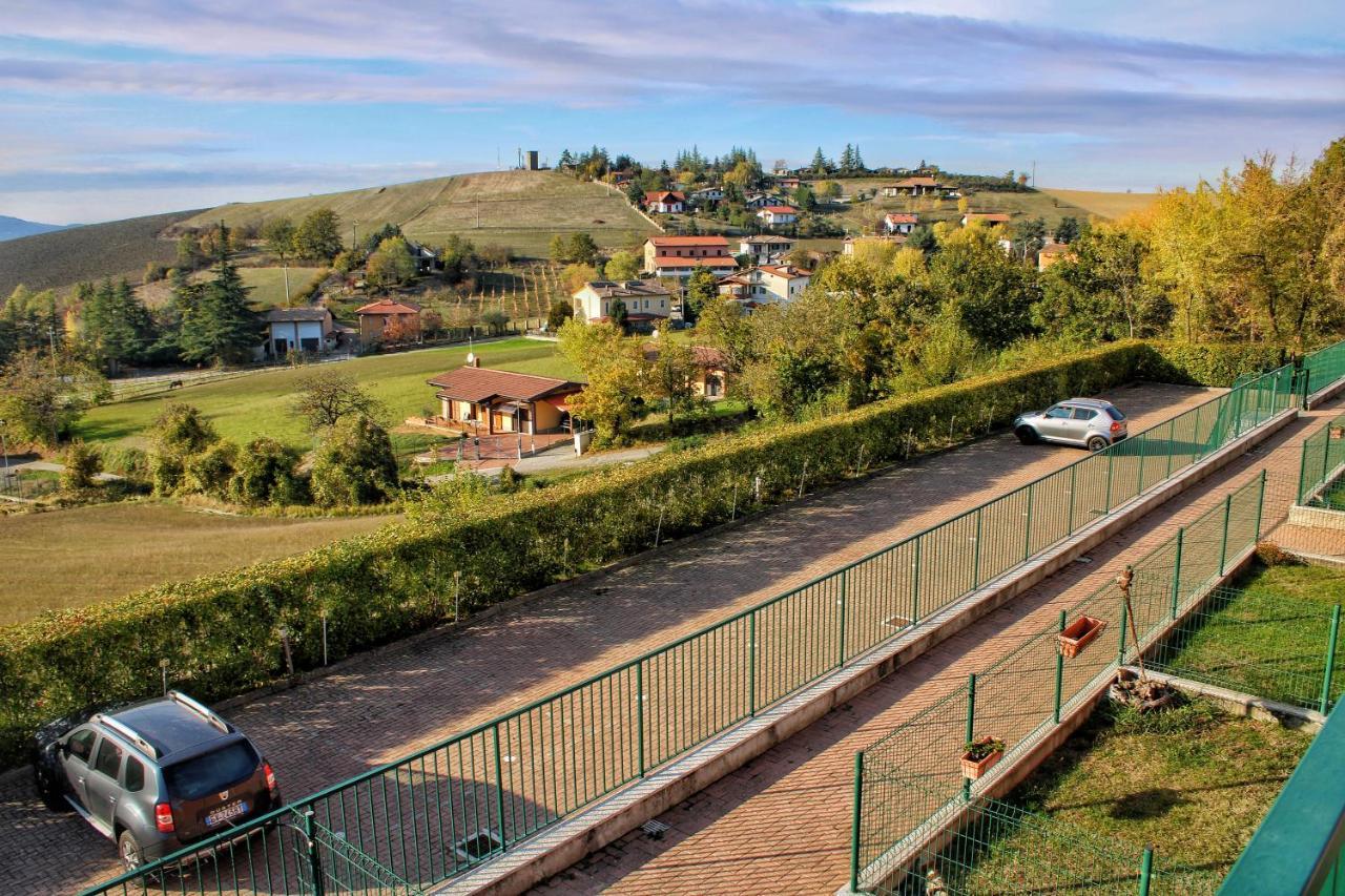 Il Posticino D'Oltrepo Apartment Calghera ภายนอก รูปภาพ